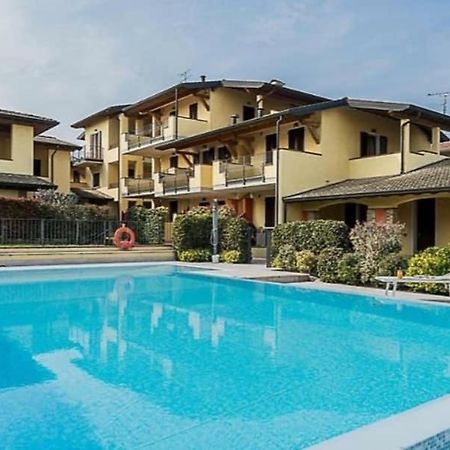 Hoya Apartment Сирмионе Экстерьер фото