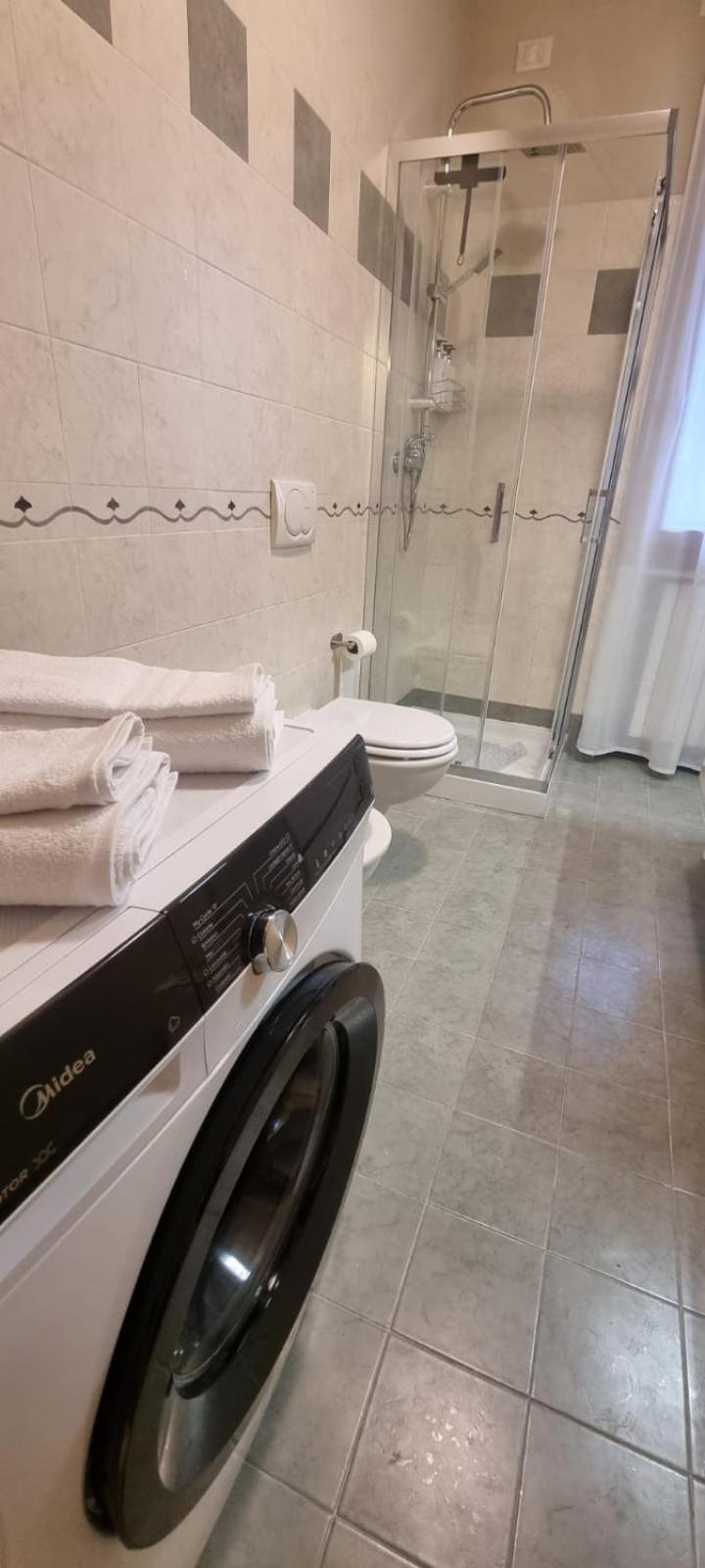 Hoya Apartment Сирмионе Экстерьер фото